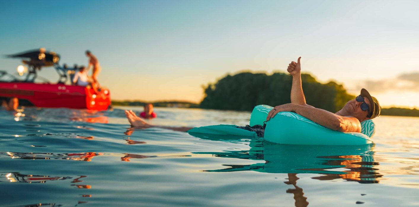 MY 25 MAX LIFESTYLE Min Scaled